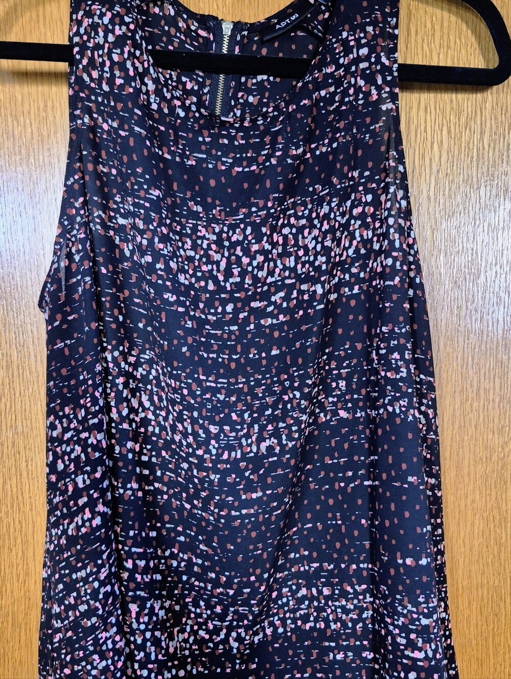 Apt. 9 Black Sleeveless Printed Tank with Pink Speckle Size PXL